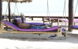 Mnarani Beach Cottages 9