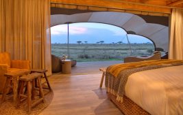 2-namiri-plains-tent-interior-with-guest-nook